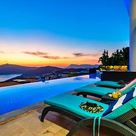Seaview 4 Bedroom Luxury With Private Indoor & Outdoor Pool * Kalkan