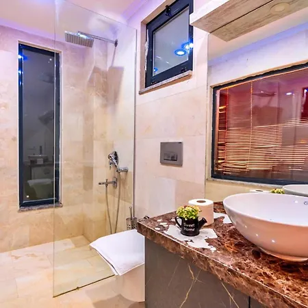 Villa Seaview 4 Bedroom Luxury With Private Indoor & Outdoor Pool Kalkan