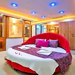 Seaview 4 Bedroom Luxury With Private Indoor & Outdoor Pool * Kalkan