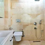 Villa Seaview 4 Bedroom Luxury With Private Indoor & Outdoor Pool