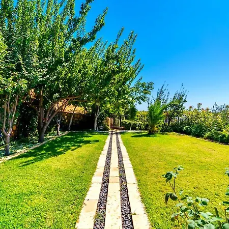 Seaview 4 Bedroom Luxury With Private Indoor & Outdoor Pool Villa