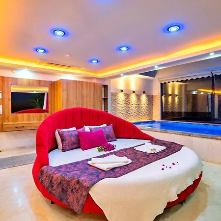Seaview 4 Bedroom Luxury With Private Indoor & Outdoor Pool Villa Kalkan