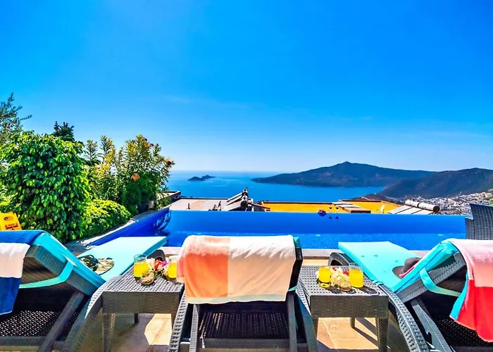别墅 Seaview 4 Bedroom Luxury With Private Indoor & Outdoor Pool 卡尔坎