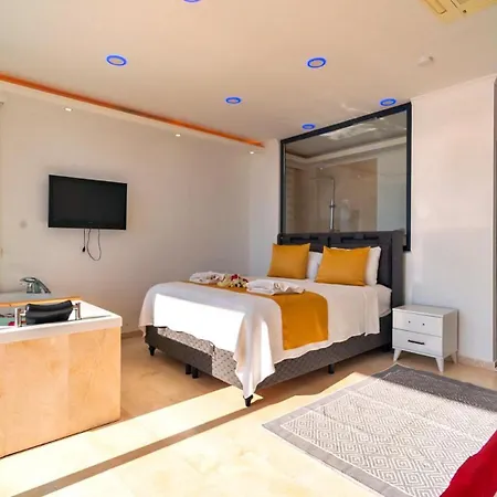 빌라 Seaview 4 Bedroom Luxury With Private Indoor & Outdoor Pool *